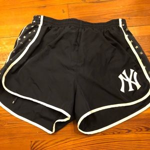 Yankees shorts